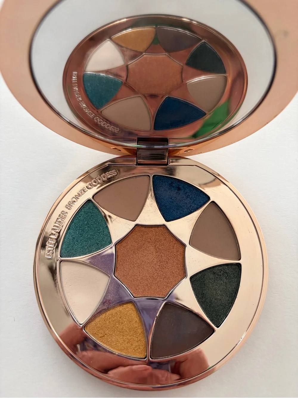Estée Lauder Bronze Goddess Azur Eyeshadow Palette - Multi-Color no box EUC